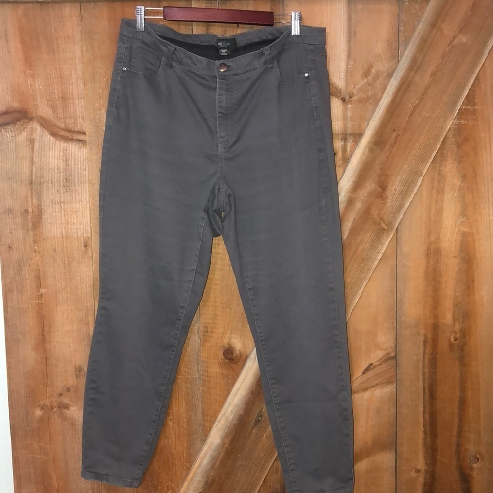 MICHEL Studio Grey Pants Size 18